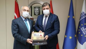 Vali Köşger’den Karşıyaka ziyareti