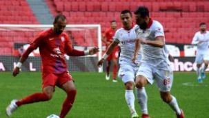 Altınordu deplasmanda tekledi