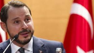 Bakanlıktan istifa eden Albayrak koltuğu bırakmadı