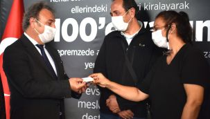 Başkan İduğ: 100 dairenin anahtarlarını depremzedelere teslim etti