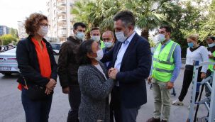 Başkan Sandal 3 gündür dur durak bilmeden yardıma koşuyor