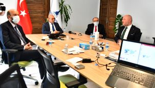  Başkan Soyer, ESİAD, İZSİAD ve EGİAD üyeleriyle buluştu: 'Kış bastırmadan çadırlarda kalan yurttaşlarımızı sıcak yuvaya kavuşturmalıyız'