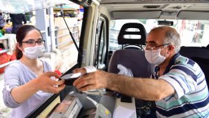 Bornova Belediyesi'nden vatandaşa vergi ödeme kolaylığı