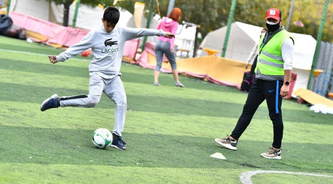 Büyükşehir'den depremzede çocuklar için spor etkinliği