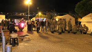 Çadır kentlerde yaşam mücadelesi sürüyor