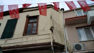 Çeşme'de deprem hasar tespit listeleri askıya çıktı
