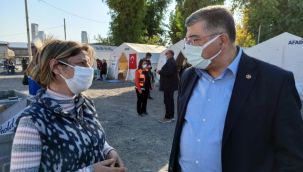 CHP’li Sındır: Tarihi geçmiş gıdaların depremzedelere dağıtılması kabul edilemez!