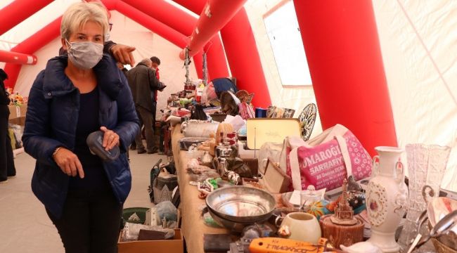 Depremzedeler anılarını almaya geldi