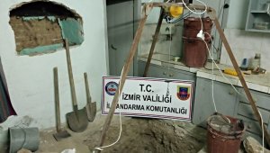 Evin mutfağında kaçak kazı yaparken yakalandılar: 6 gözaltı