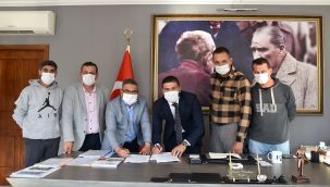 Foça Belediyesi'nde toplu iş sözleşmesi sevinci