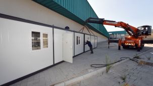 İzmir Büyükşehir’den depremzedelere lojistik destek