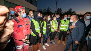 İzmir’de Biz Varız dayanışması depremzedeler için genişletildi