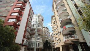 İzmir Valiliği depremzedeler için ev taşıma ücretlerini sabitledi