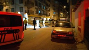 İzmir'de eski koca dehşeti: Yaraladı, öldürdü, intihar etti