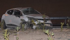 İzmir'de feci kaza: Otomobil takla attı, 1 ölü!