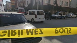 İzmir'de kahvehanede silahlı saldırıya uğrayan davulcu öldürüldü