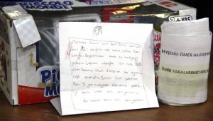 İzmir'e gönderilen yardım kolilerinden duygulandıran notlar çıkıyor