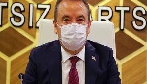 Muhittin Böcek'in sağlık durumunda yeni gelişme: Yoğun tıbbi destek uygulanıyor