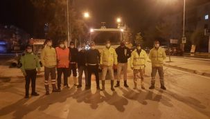 Narlıdere'de Covid-19'a karşı gece mesaisi!