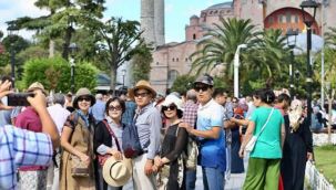 Turist sayısı yüzde 72 düştü!