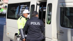 Vakaların arttığı İzmir'de toplu taşıma araçlarına denetim