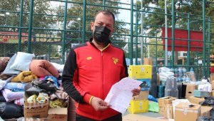 Yardım malzemeleri arasından çıkan not duygulandırdı