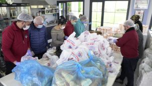 Belediyeden koronavirüs hastalarına sıcak yemek