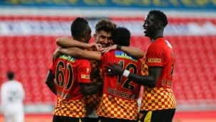 Göztepe’de hedef 3’te 3