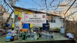 İzmir'de 365 litre sahte içki ele geçirildi