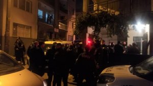 İzmir'de gece vakti kavga: 4 yaralı!
