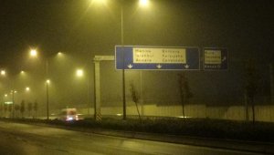 İzmir'de sisli hava etkili oldu
