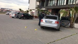 İzmir'de tüfekle yaralamaya karışan ve eski eşini kaçıran şahıs tutuklandı