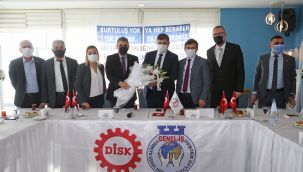 Karşıyaka’da toplu sözleşme sevinci!