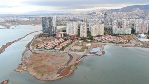 Karşıyaka'da taşkına karşı 2 kilometrelik kumdan set!