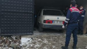 Komşusunun garajında ölü bulundu