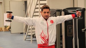 Şampiyon cimnastikçi Çolak, 2021 Olimpiyatları'na tam gaz hazırlanıyor