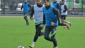 Aliağaspor FK, hazırlıklara ara vermiyor