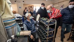 Ayakkabı sektörüne can suyu: İzmir'in arka sıralarındaki çocukların botları Ödemiş'ten!