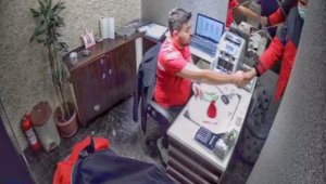 Dolandırıcıların yeni oyunu bir kuyumcuyu daha yaktı