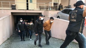 İzmir merkezli FETÖ operasyonunda 40 tutuklama daha!