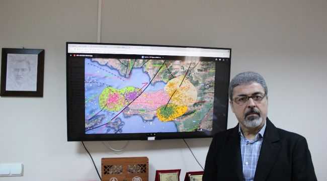 İzmir sallanıyor bölgede deprem fırtınası yaşanıyor