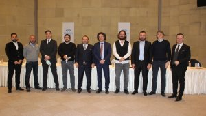 İZVAK'ta 'Dinamik Grup' atağı