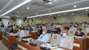Karabağlar'da AKP'lilerden İzmir'in kurtuluş simgesine ret!