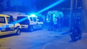 Menemen'de silahlı kavga: 1'i ağır 4 yaralı