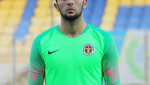 Menemenspor'da kaleci Selmani ile yollar ayrıldı