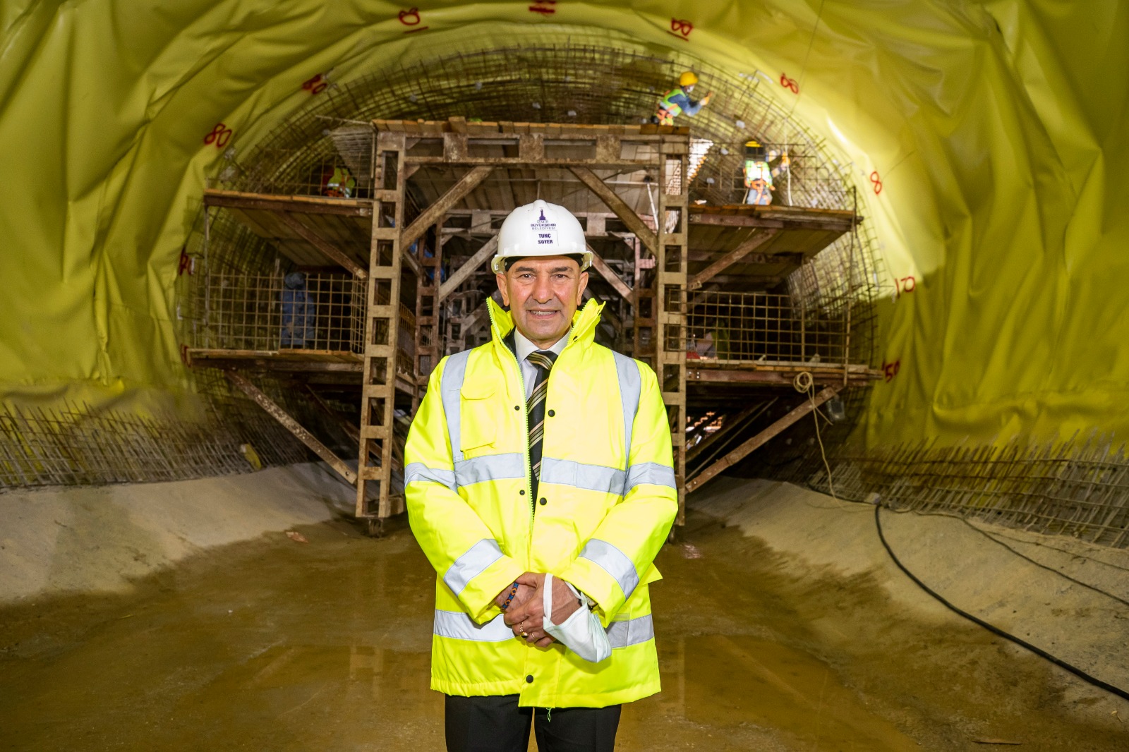 Narlıdere Metrosu’nda ışık göründü