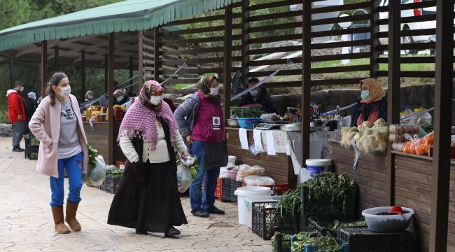 Bucalı üreticinin aracısız pazarı: Üretici Köy Pazarı