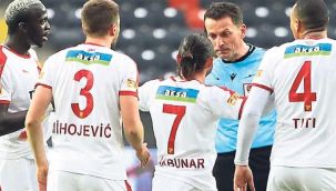 Göztepe'de hakem kararları isyan ettirdi