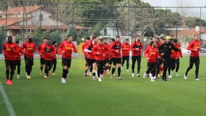 Göztepe'de hedef 3 puan