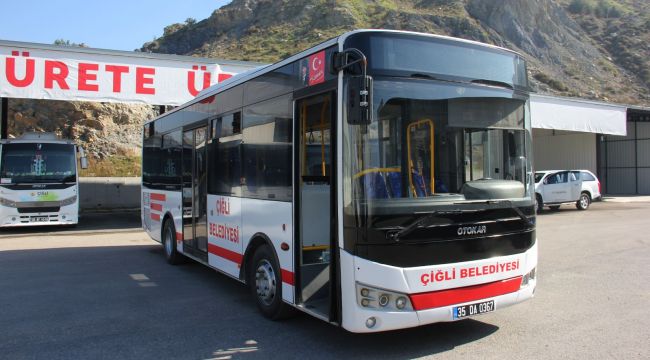 İzmir Büyükşehir Belediyesi’nden Çiğli Belediyesi’ne otobüs desteği
